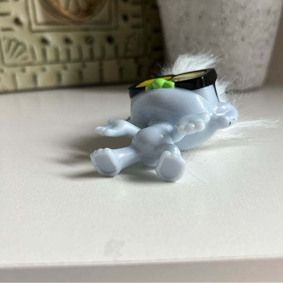 Trolls Tiny Diamond Happy Meal Toy - Picture 7 of 7